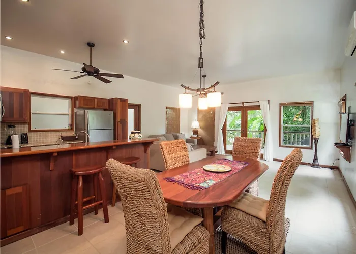 Residences At Barrier Reef 16a Garden View 1 Bedroom By Floreo *