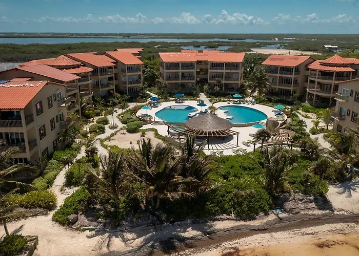 Residences At Barrier Reef 16a Garden View 1 Bedroom By Floreo *